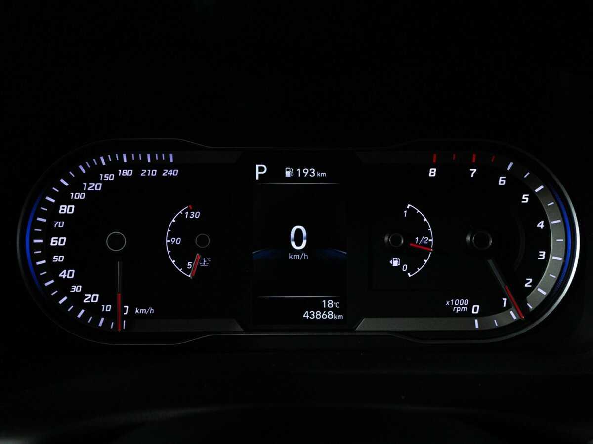 Купить Hyundai Tucson с пробегом. Фото: #11