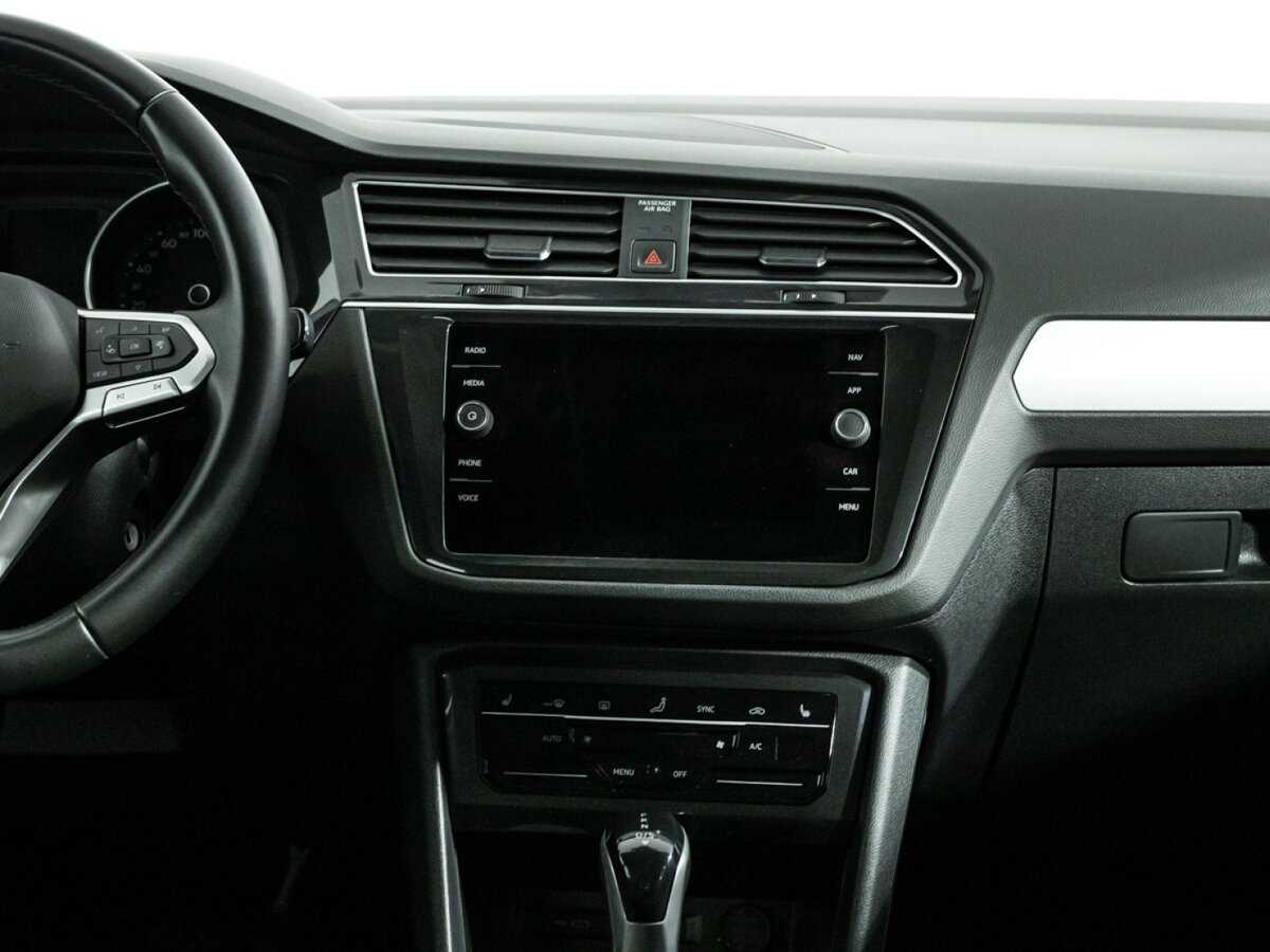 Купить Volkswagen Tiguan с пробегом. Фото: #13