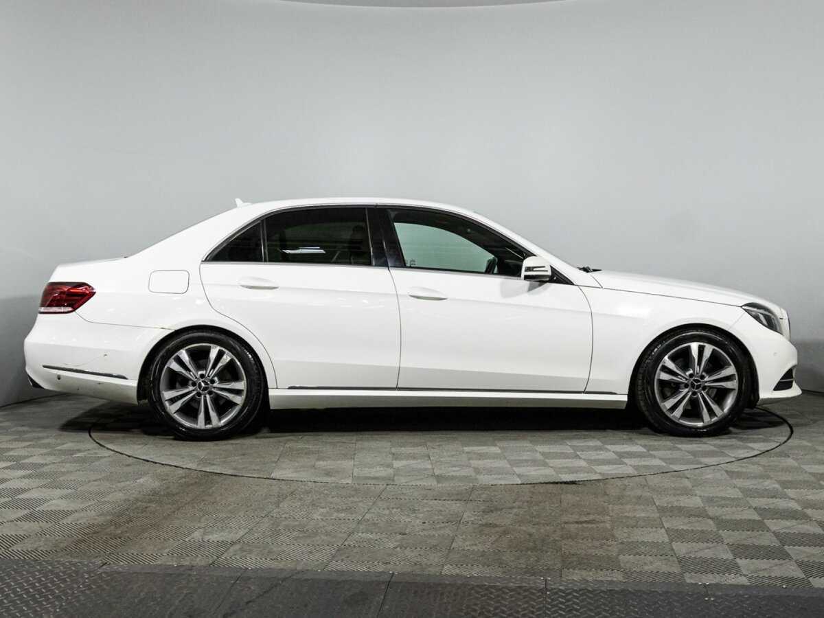 Купить Mercedes-Benz E-Класс с пробегом. Фото: #3