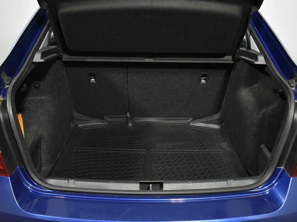 Купить Skoda Rapid с пробегом. Фото: #20