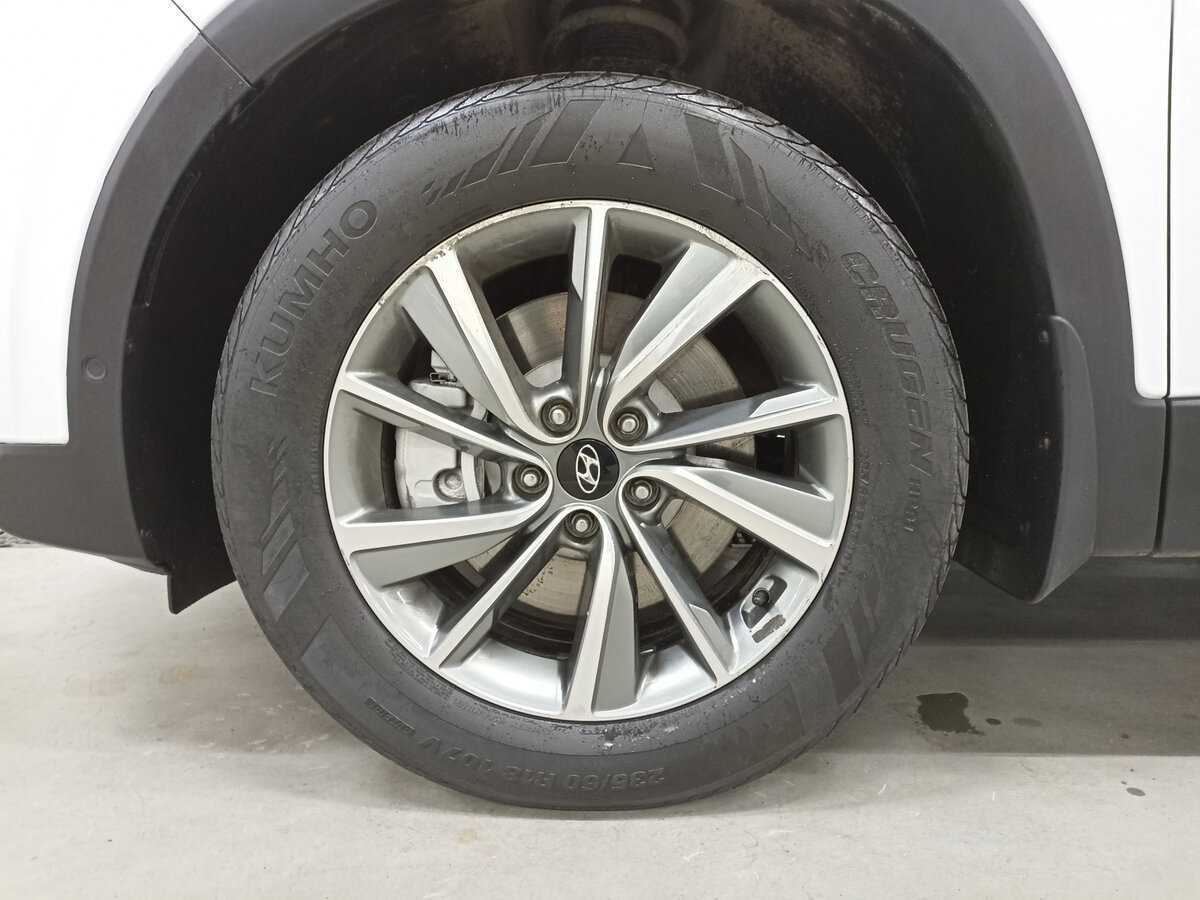 Купить Hyundai Santa Fe с пробегом. Фото: #17