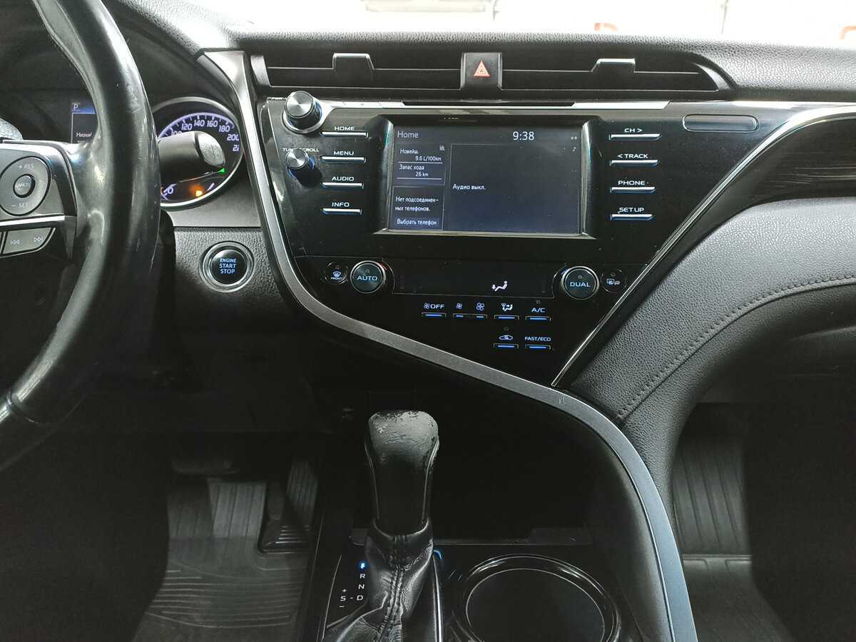 Купить Toyota Camry с пробегом. Фото: #14