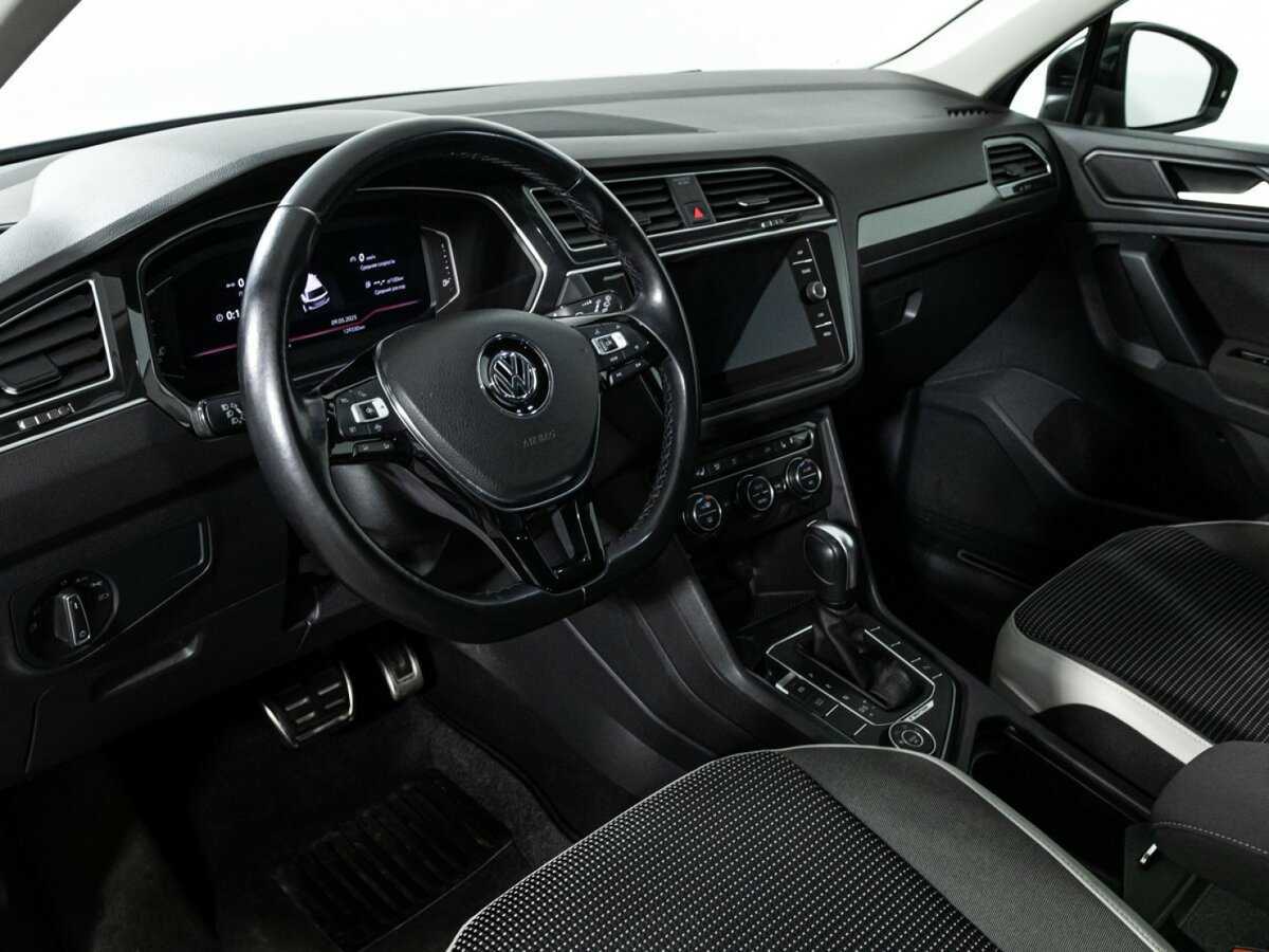 Купить Volkswagen Tiguan с пробегом. Фото: #10