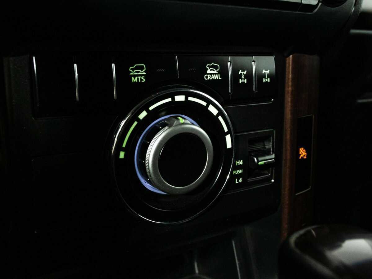 Купить Toyota Land Cruiser Prado с пробегом. Фото: #15