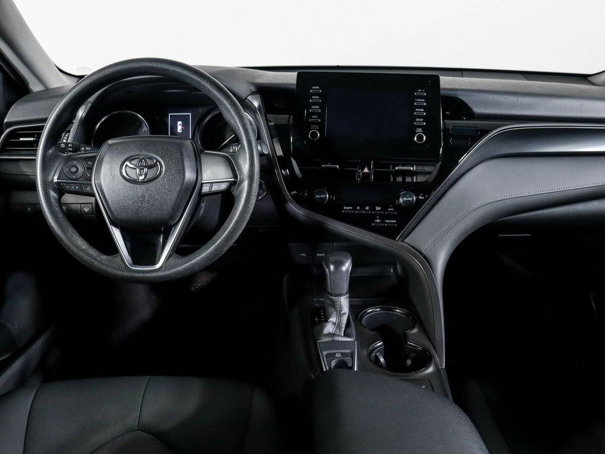 Купить Toyota Camry с пробегом. Фото: #11