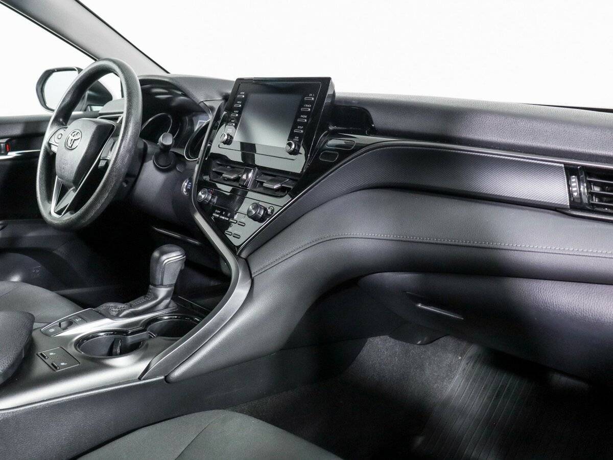 Купить Toyota Camry с пробегом. Фото: #6