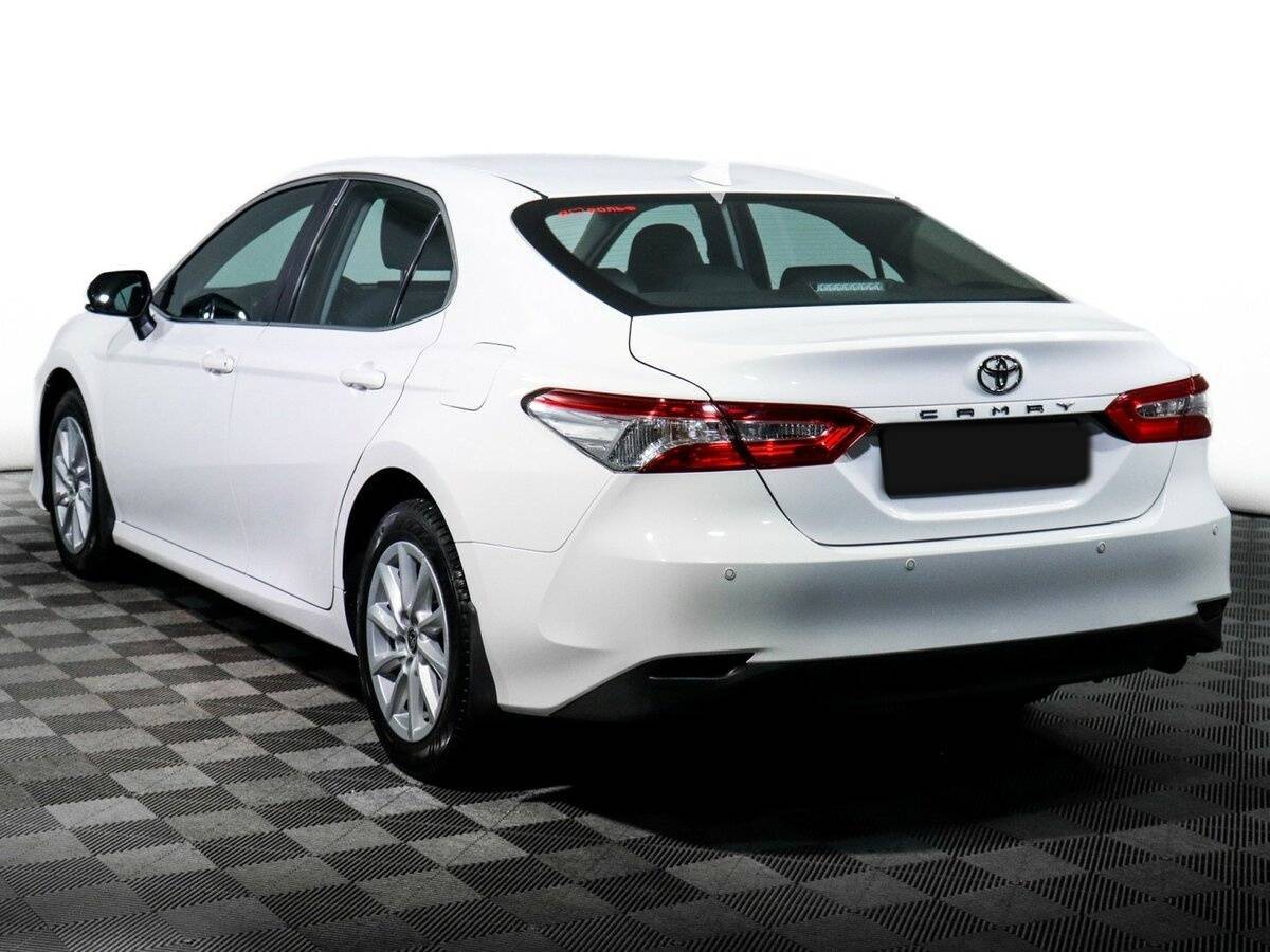 Купить Toyota Camry с пробегом. Фото: #6