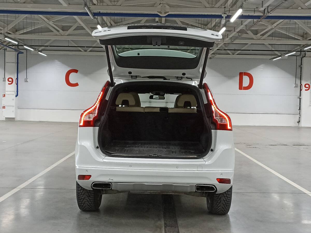 Купить Volvo XC60 с пробегом. Фото: #9