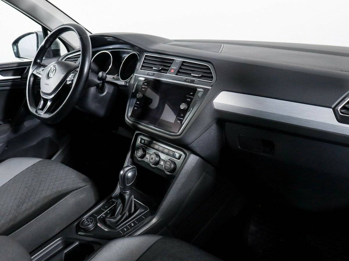 Купить Volkswagen Tiguan с пробегом. Фото: #5