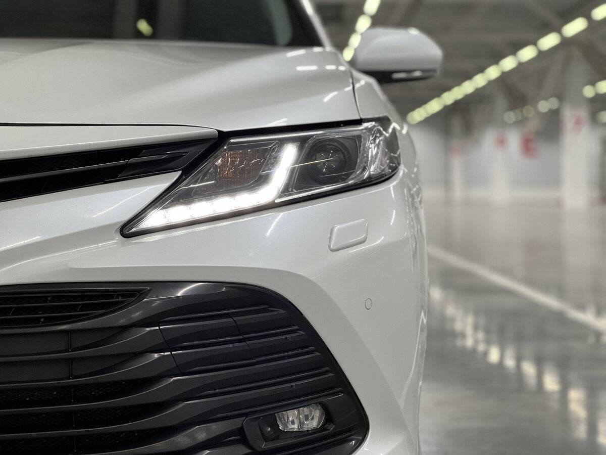 Купить Toyota Camry с пробегом. Фото: #16