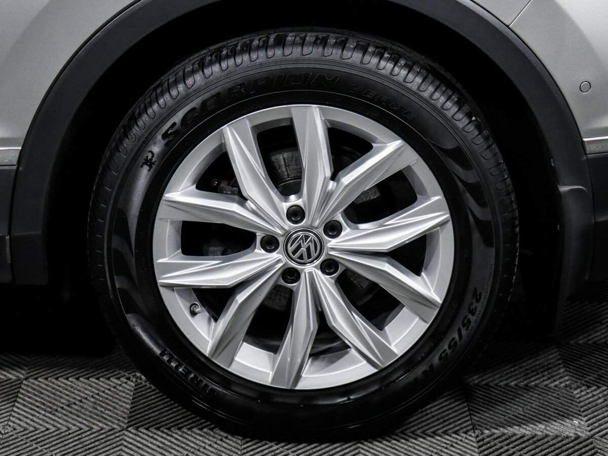 Купить Volkswagen Tiguan с пробегом. Фото: #14