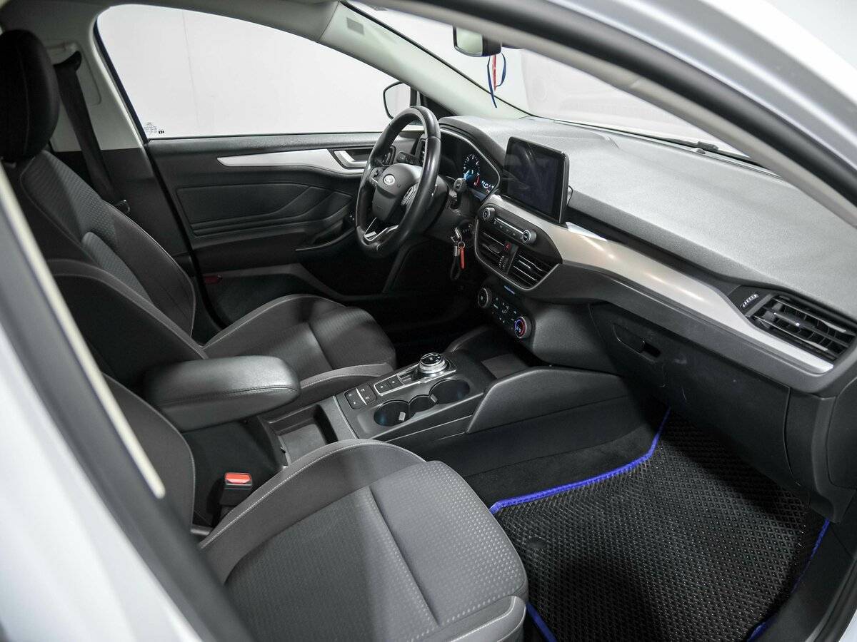 Купить Ford Focus с пробегом. Фото: #18