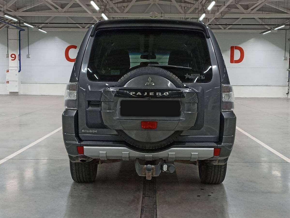 Купить Mitsubishi Pajero с пробегом. Фото: #5