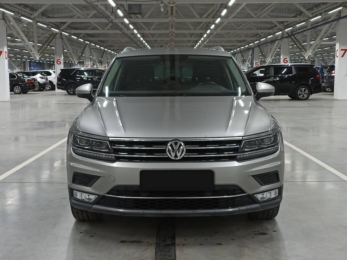 Купить Volkswagen Tiguan с пробегом. Фото: #1