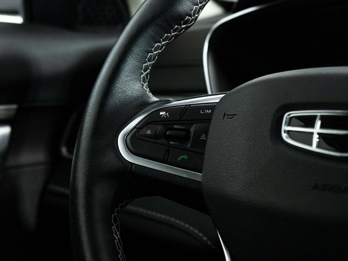 Купить Geely Atlas Pro с пробегом. Фото: #24