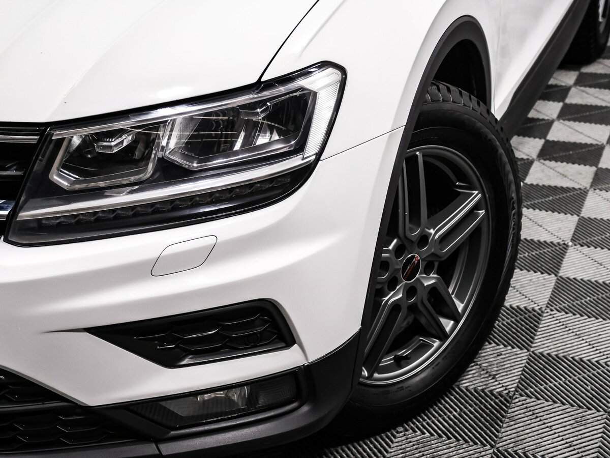 Купить Volkswagen Tiguan с пробегом. Фото: #13