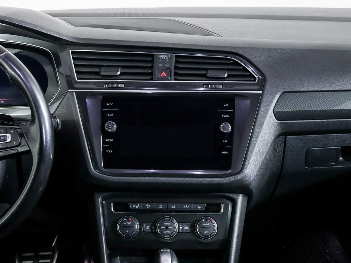 Купить Volkswagen Tiguan с пробегом. Фото: #9