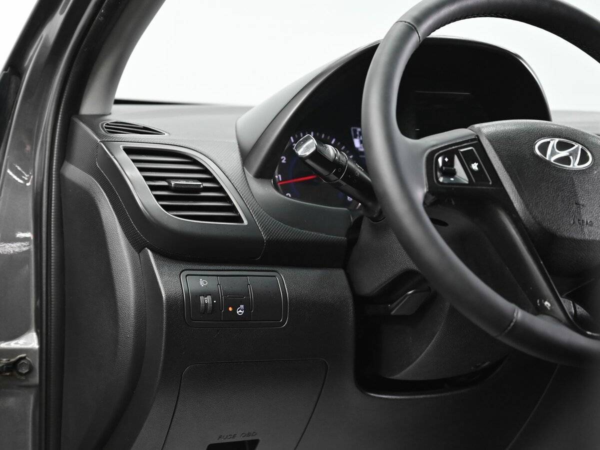 Купить Hyundai Solaris с пробегом. Фото: #7