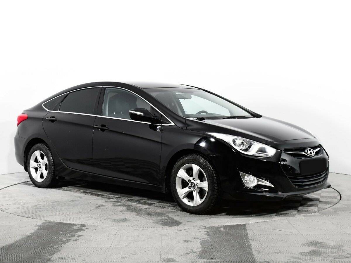 Купить Hyundai i40 с пробегом. Фото: #2
