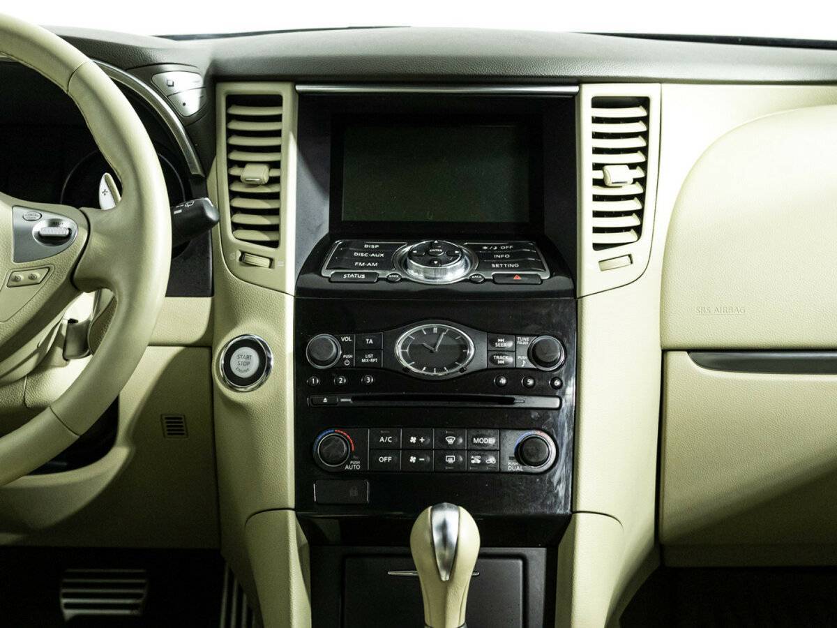 Купить Infiniti FX с пробегом. Фото: #13