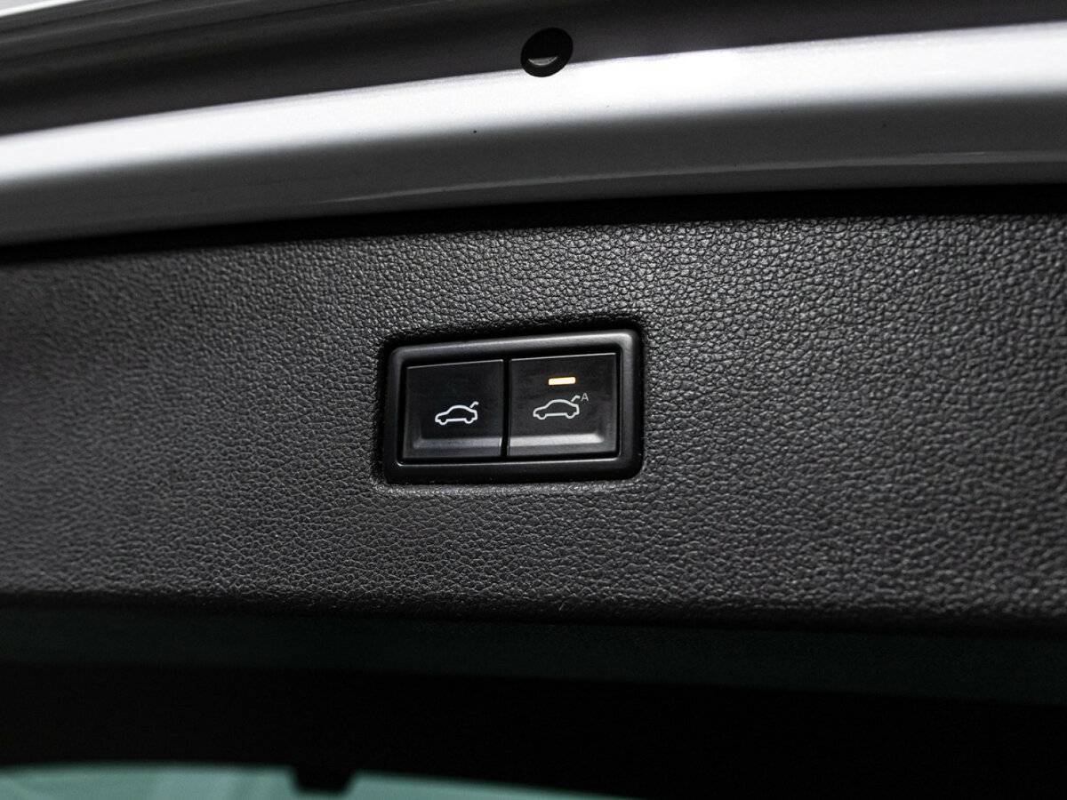 Купить Volkswagen Tiguan с пробегом. Фото: #15