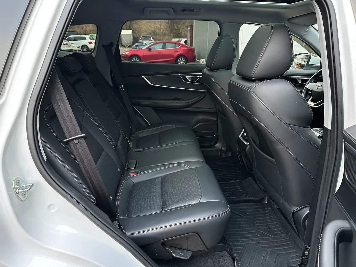 Купить Chery Tiggo 8 с пробегом. Фото: #12