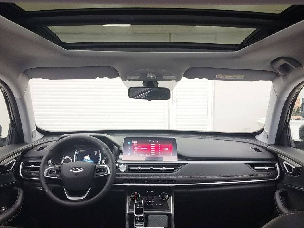 Купить Chery Tiggo 8 с пробегом. Фото: #8