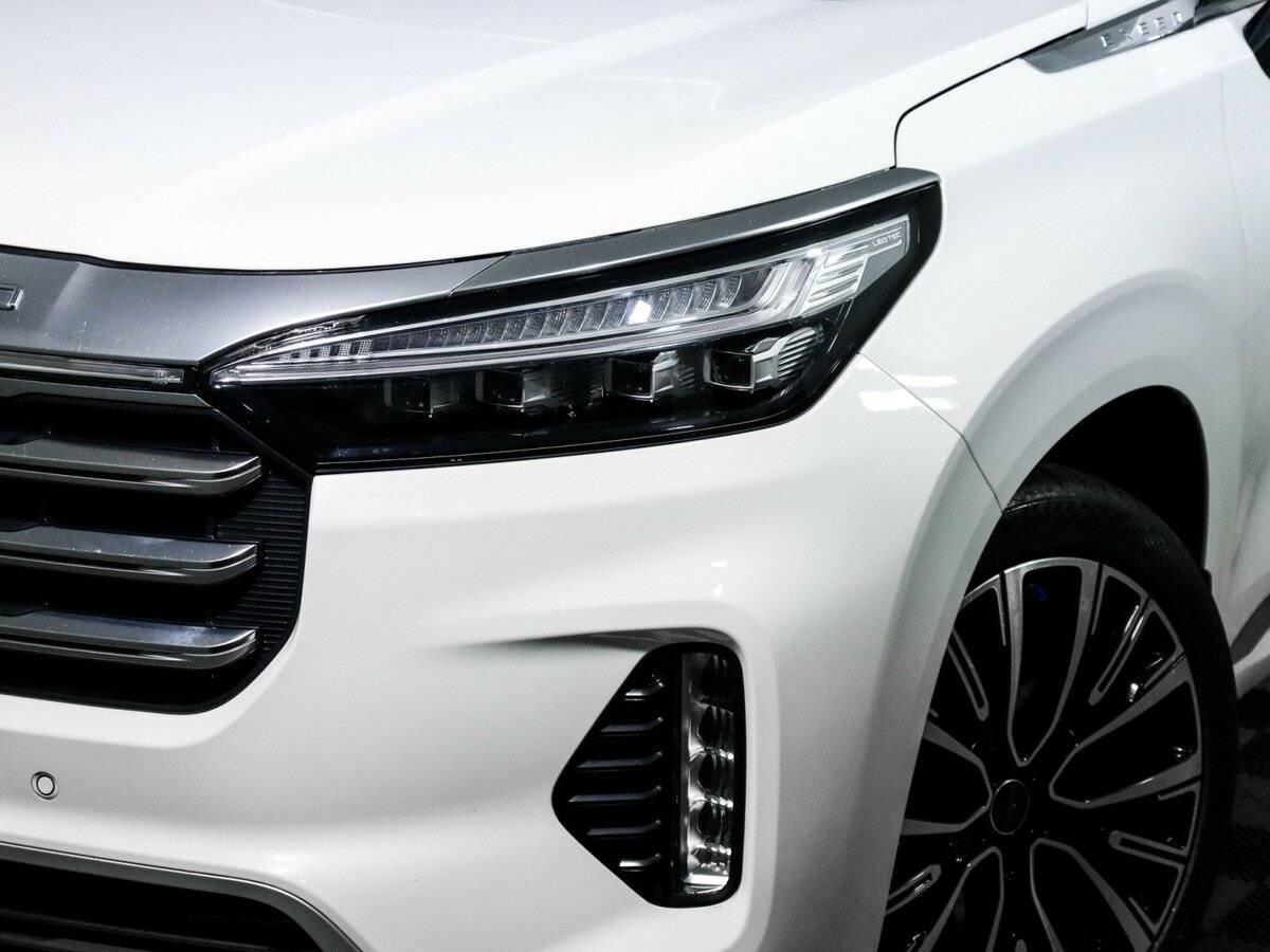 Купить EXEED VX с пробегом. Фото: #11