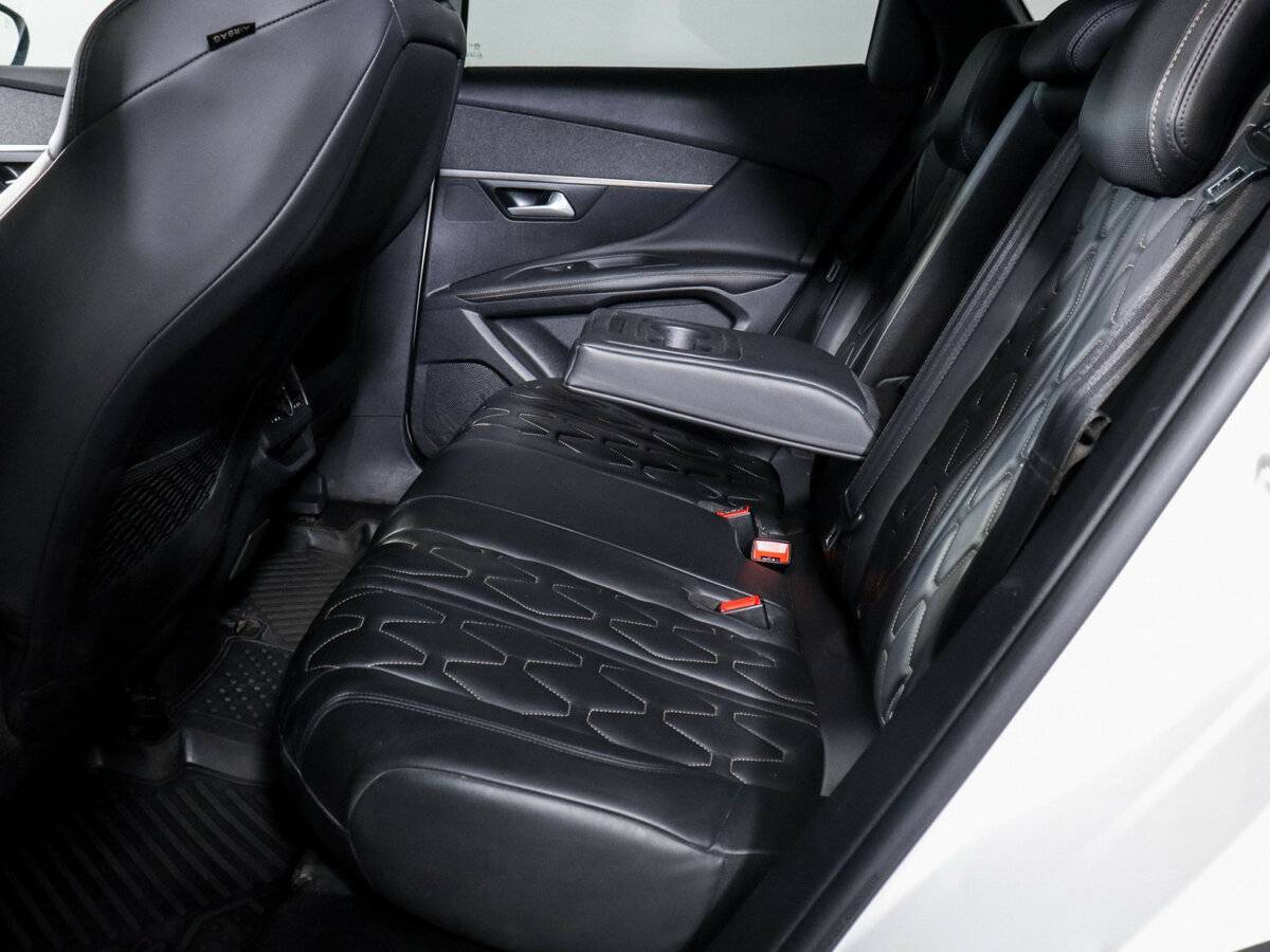 Купить Peugeot 3008 с пробегом. Фото: #6
