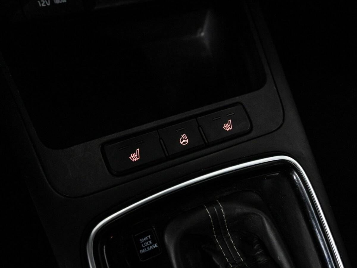 Купить Kia Rio с пробегом. Фото: #16