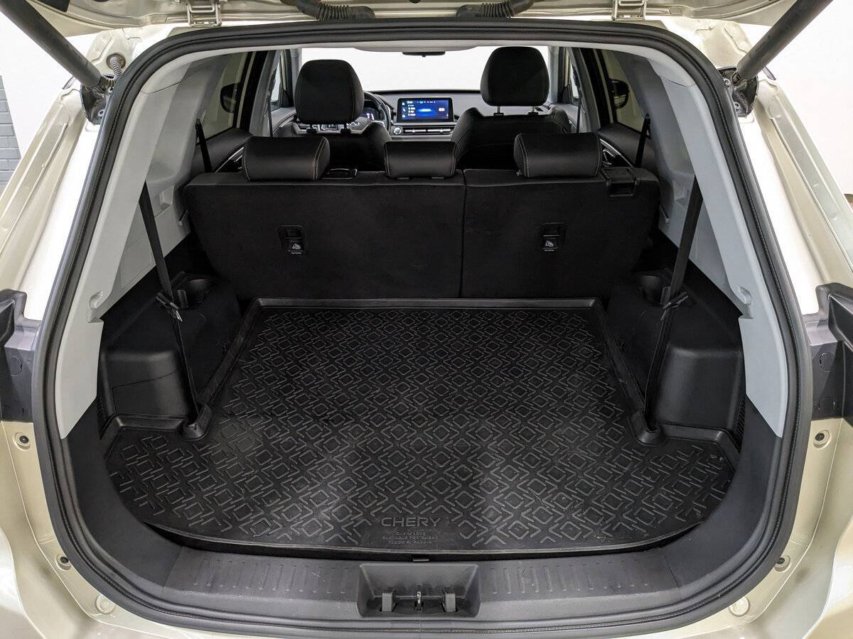 Купить Chery Tiggo 8 с пробегом. Фото: #9