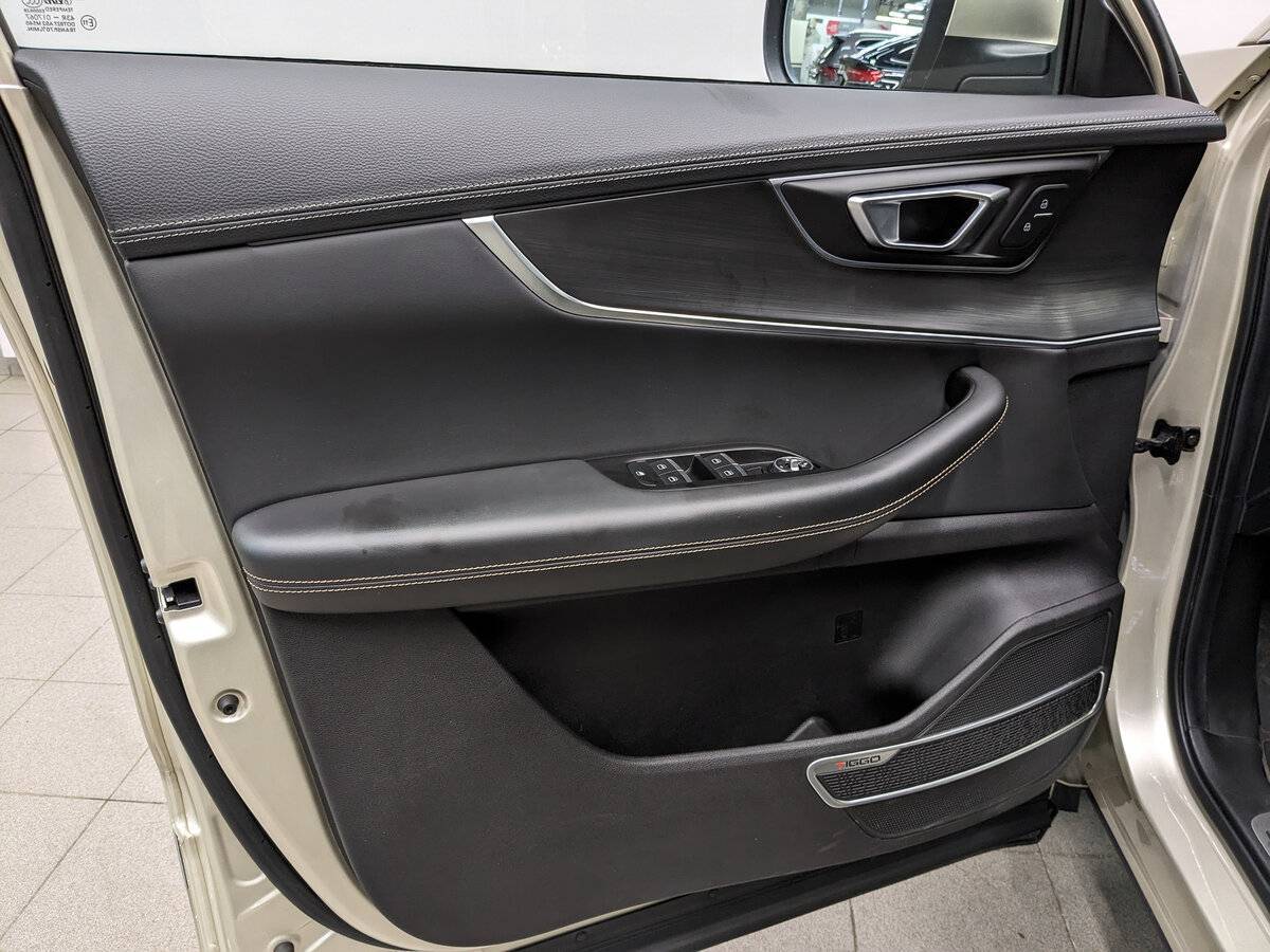 Купить Chery Tiggo 8 с пробегом. Фото: #17