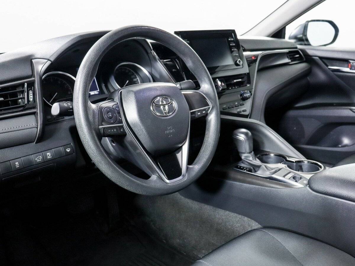 Купить Toyota Camry с пробегом. Фото: #10