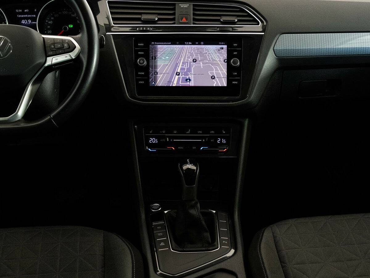 Купить Volkswagen Tiguan с пробегом. Фото: #11