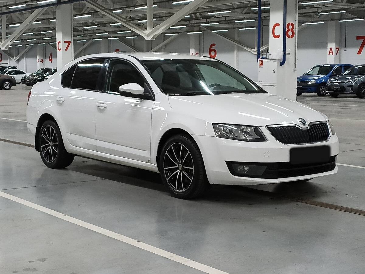 Купить Skoda Octavia с пробегом. Фото: #2