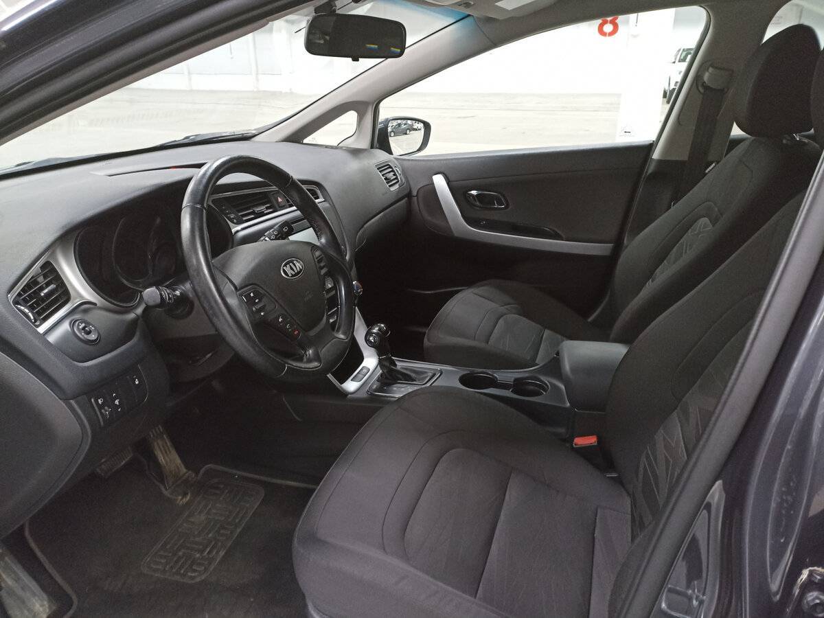 Купить Kia Ceed с пробегом. Фото: #15