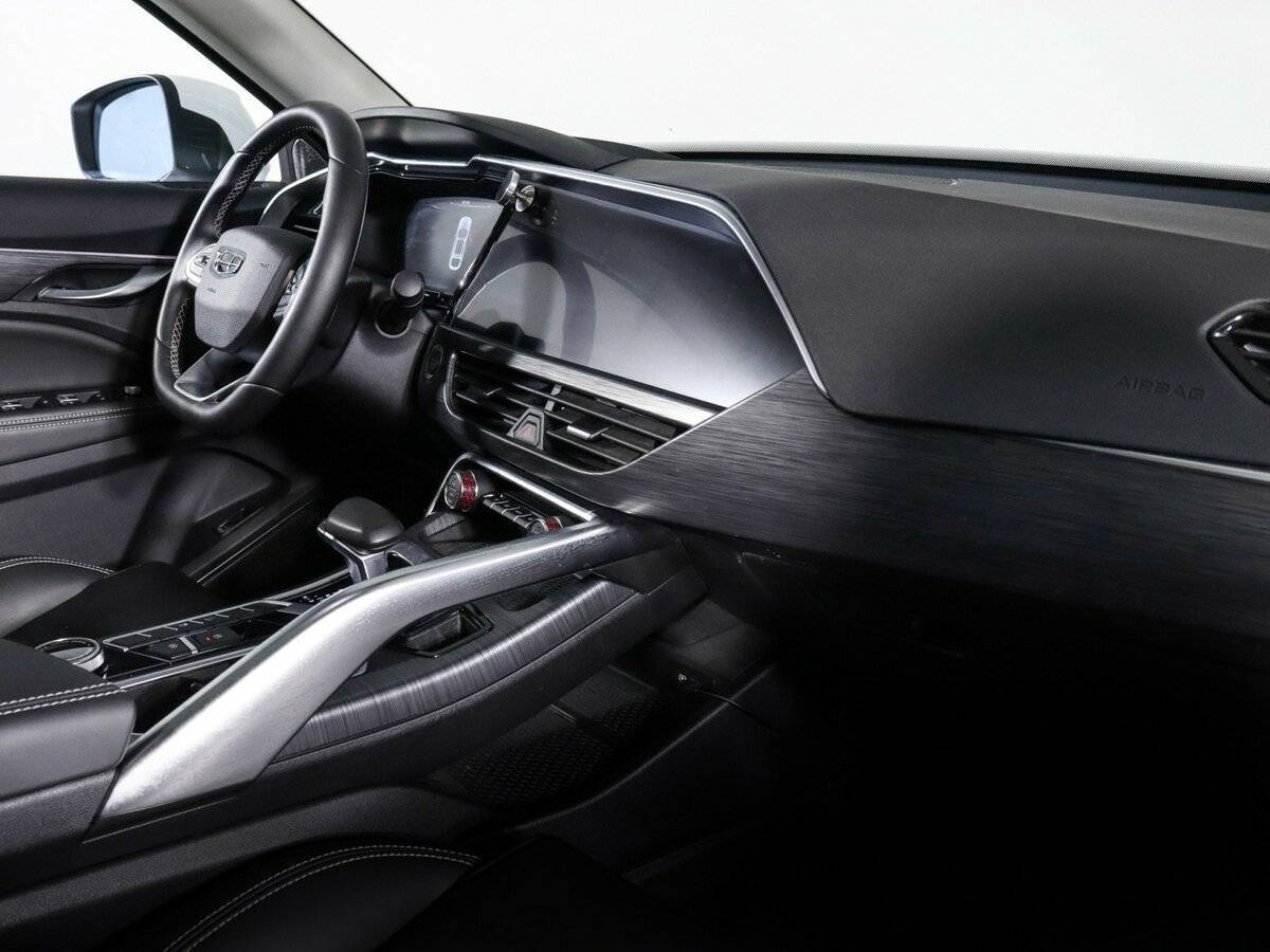 Купить Geely Tugella с пробегом. Фото: #8