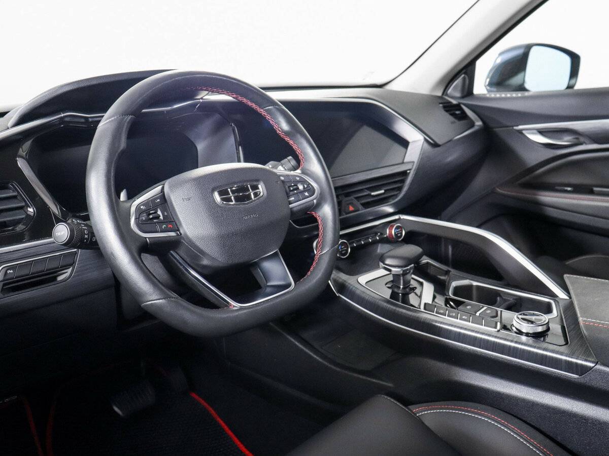 Купить Geely Tugella с пробегом. Фото: #13