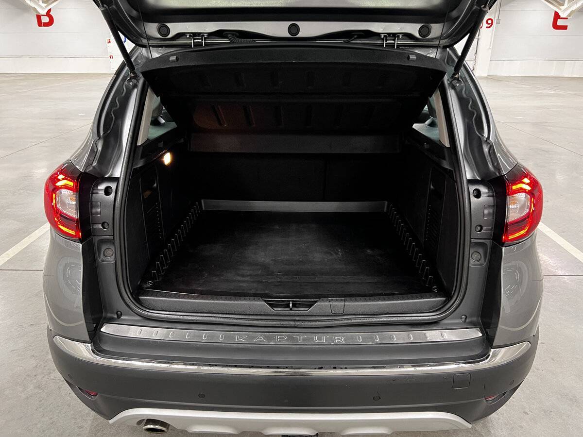 Купить Renault Kaptur с пробегом. Фото: #9