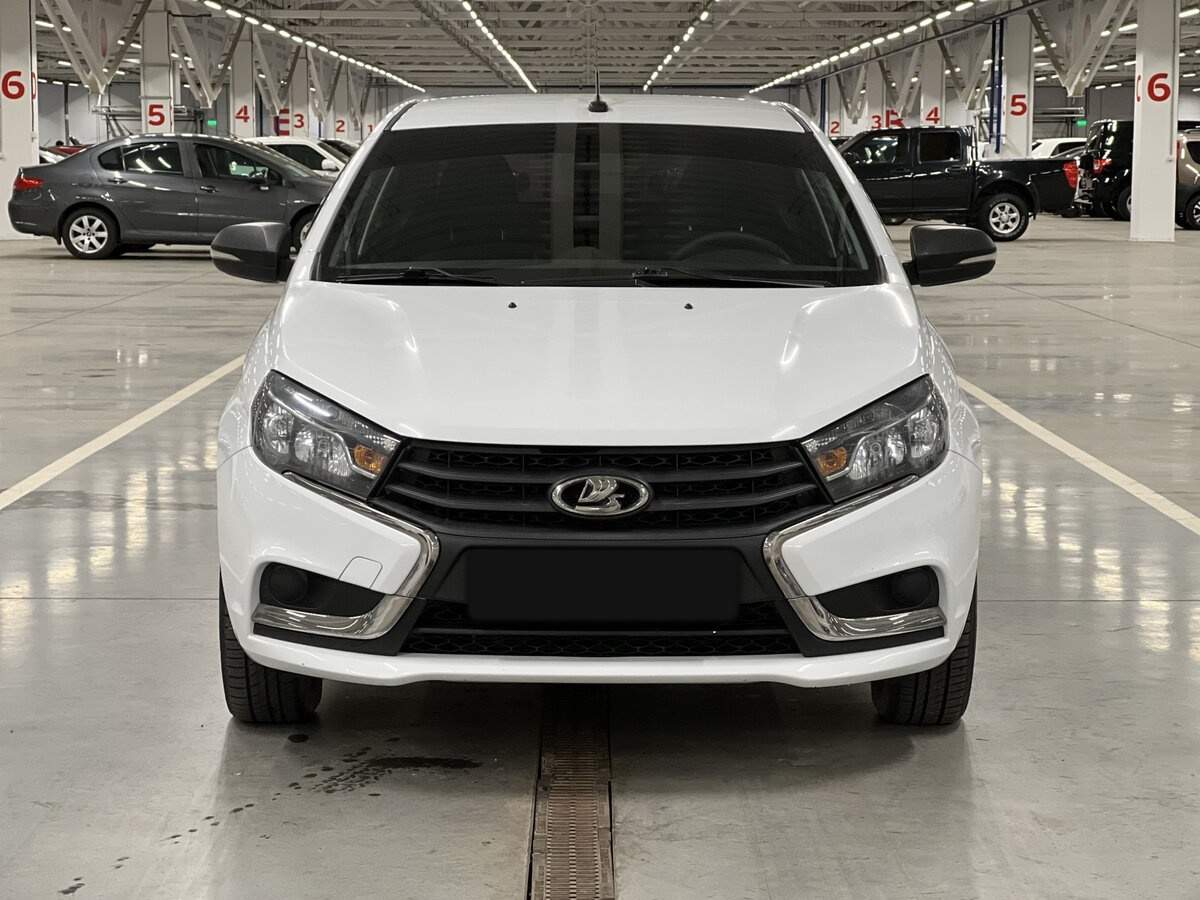 Купить Lada (ВАЗ) Vesta с пробегом. Фото: #1