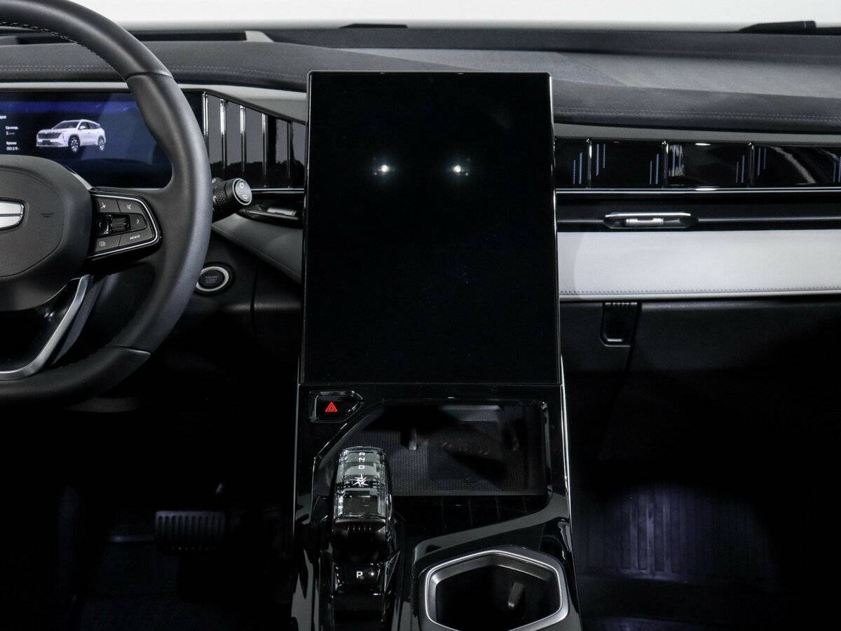 Купить Geely Atlas с пробегом. Фото: #12