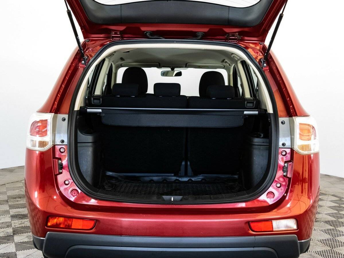 Купить Mitsubishi Outlander с пробегом. Фото: #15