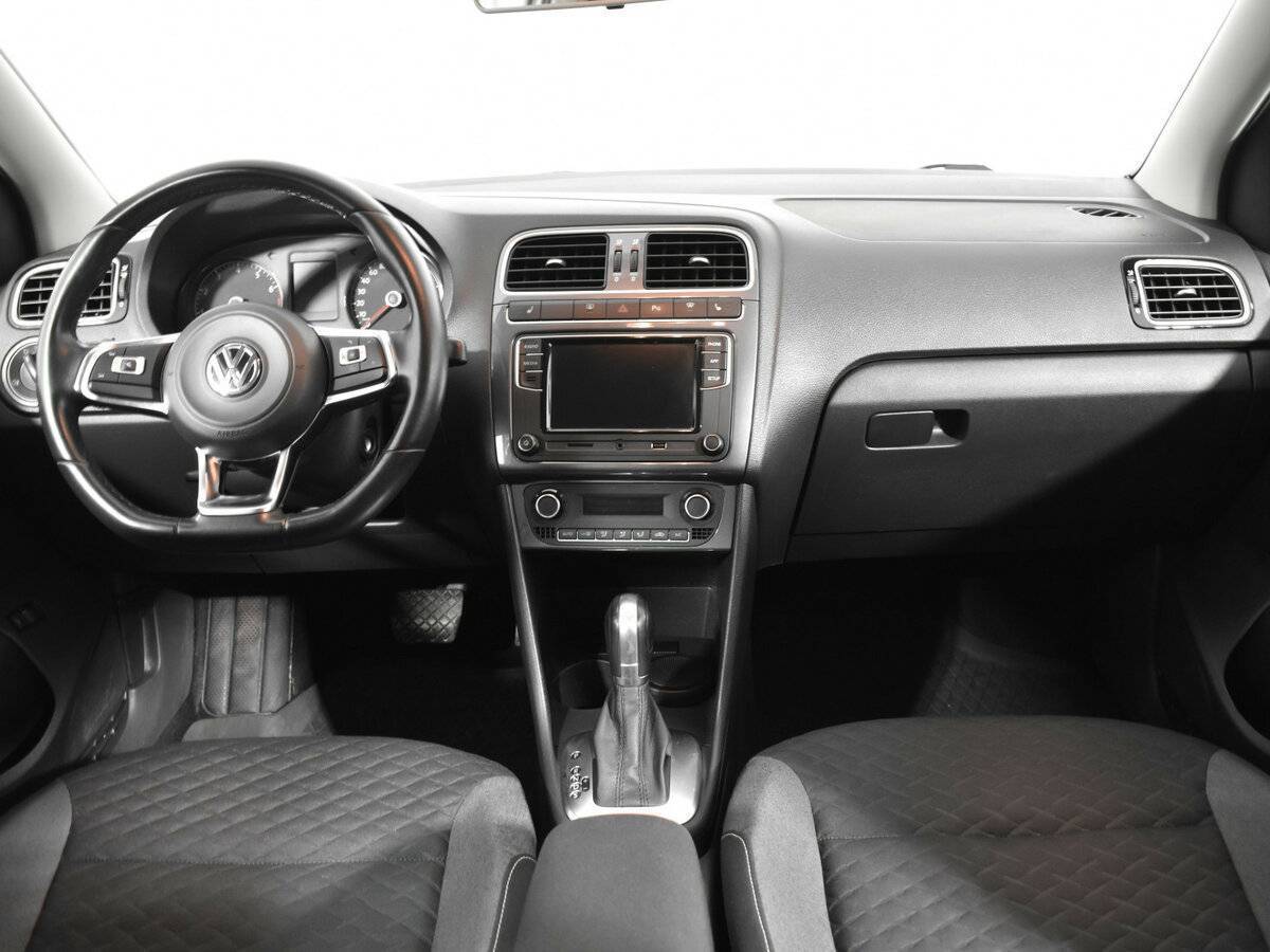Купить Volkswagen Polo с пробегом. Фото: #9