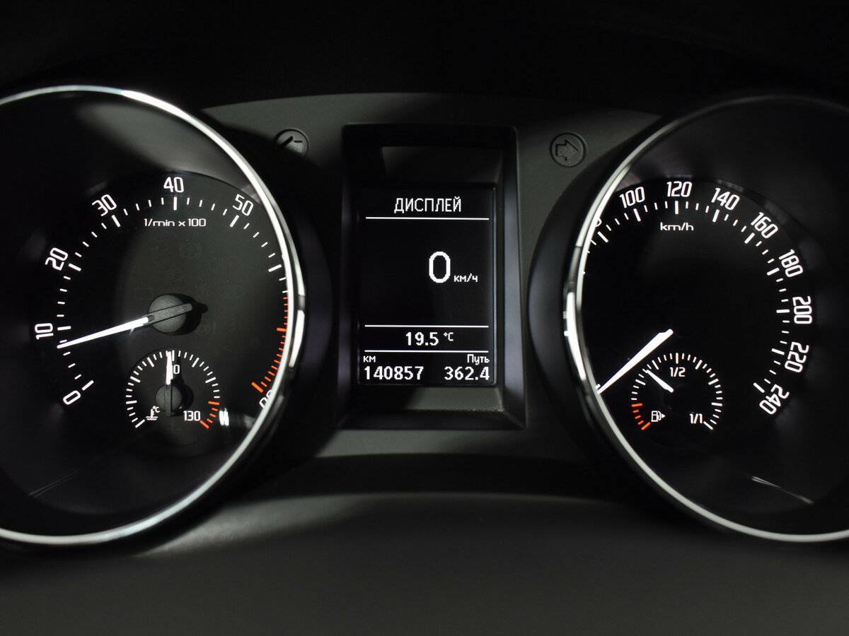 Купить Skoda Yeti с пробегом. Фото: #13