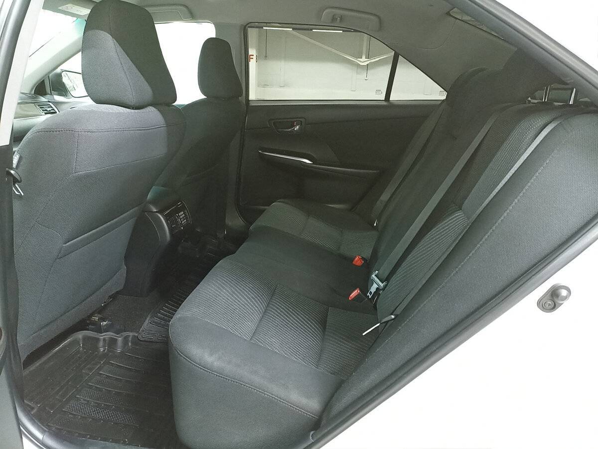 Купить Toyota Camry с пробегом. Фото: #11