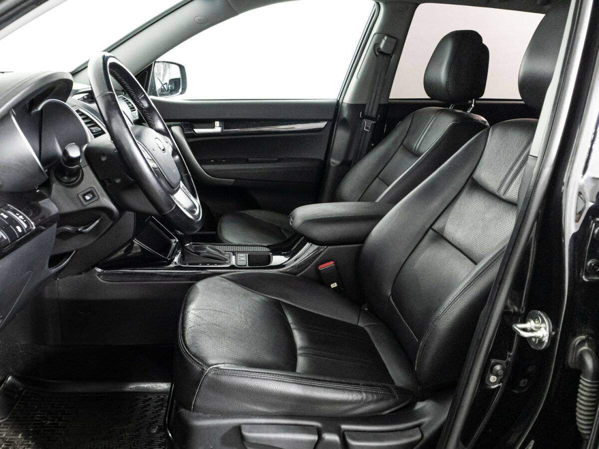 Купить Kia Sorento с пробегом. Фото: #13