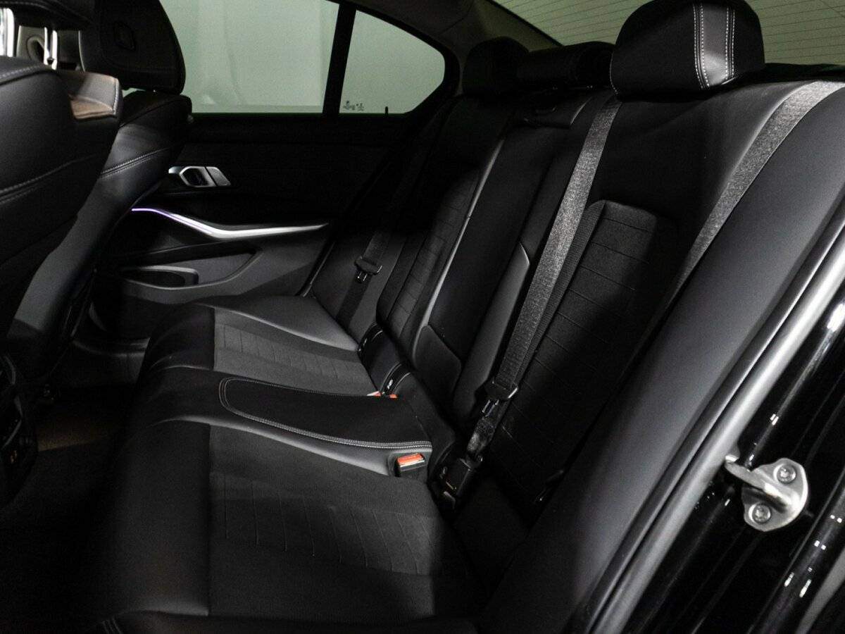 Купить BMW 3 серии с пробегом. Фото: #9