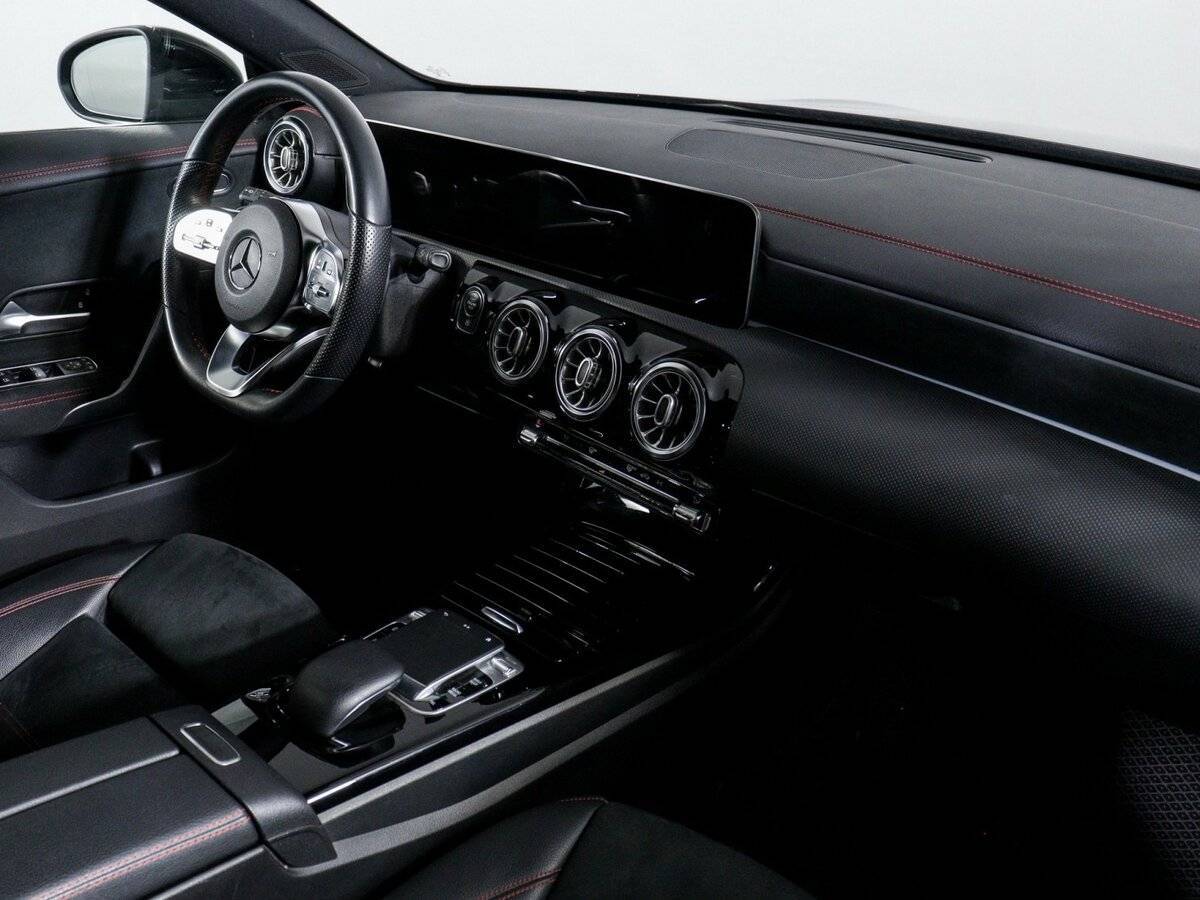 Купить Mercedes-Benz CLA с пробегом. Фото: #12