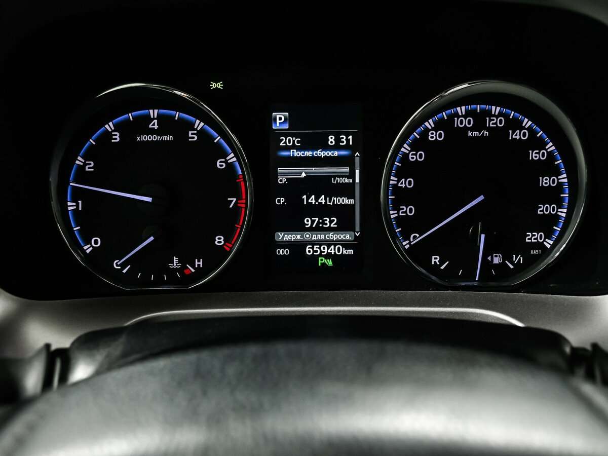 Купить Toyota RAV4 с пробегом. Фото: #9