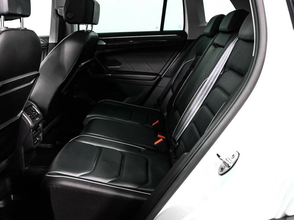 Купить Volkswagen Tiguan с пробегом. Фото: #12